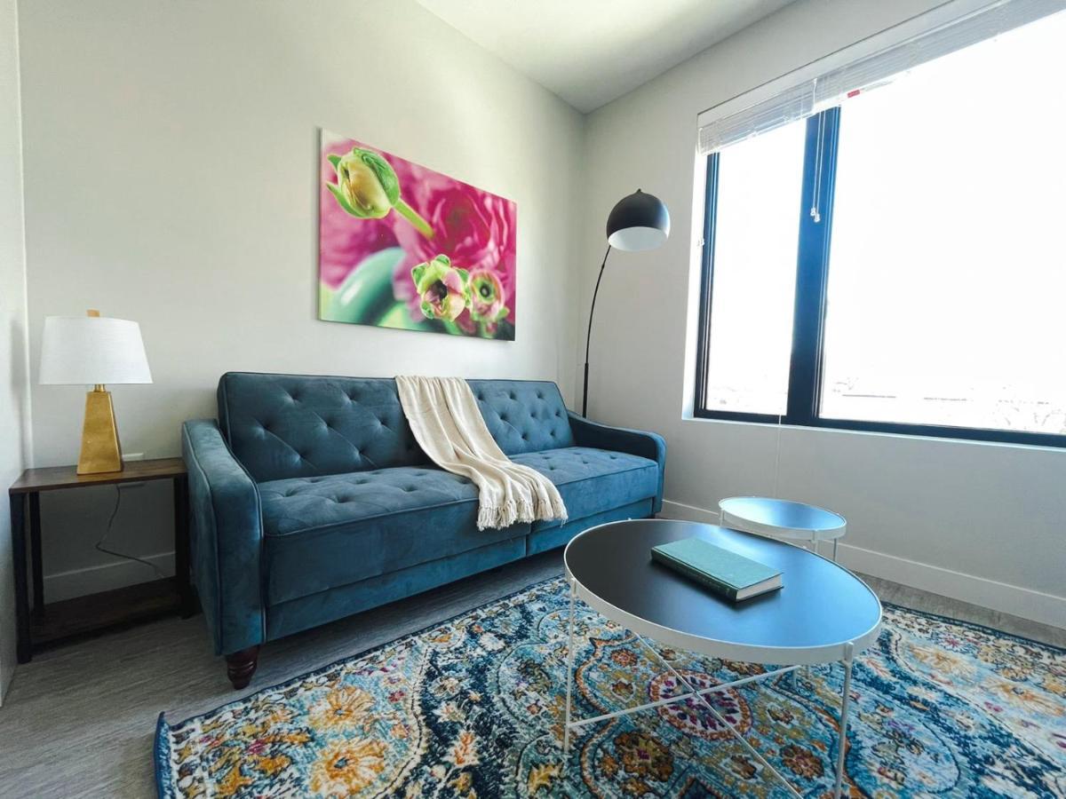 Sleepover Studio Apartments Des Moines Dış mekan fotoğraf