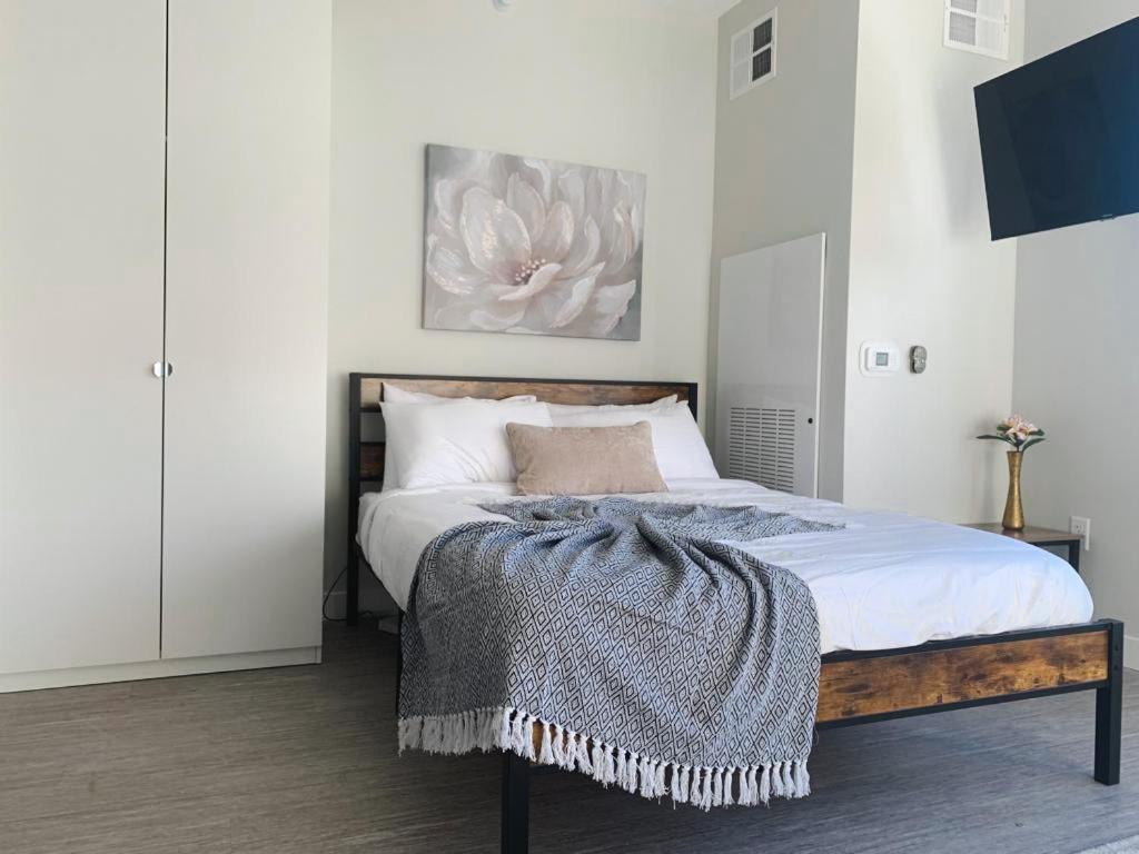 Sleepover Studio Apartments Des Moines Dış mekan fotoğraf